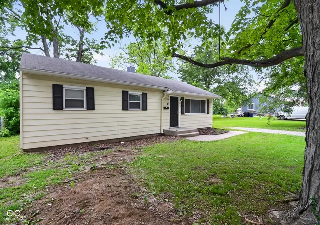 5th image of 4612 N Kercheval Dr, Indianapolis, IN 46226 | MLS# 22100944