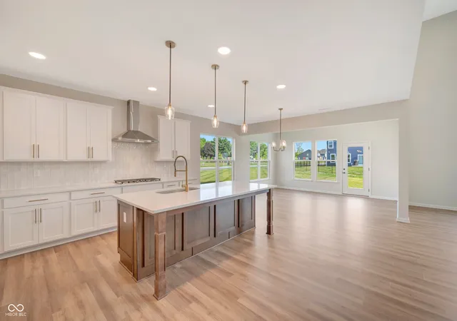 4th image of 4055 Hahn Ln, Greenwood, IN 46143 | MLS# 22100953