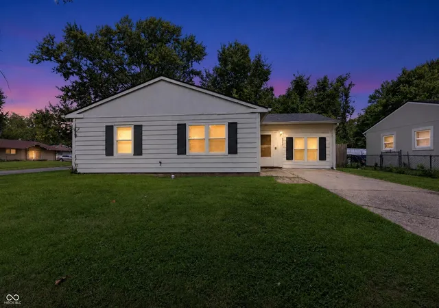 1st image of 9920 Kramer Ct, Indianapolis, IN 46235 | MLS# 22100984