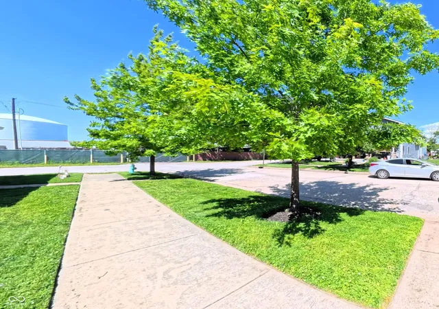 31st image of 2106 Webb St, Indianapolis, IN 46225 | MLS# 22101017