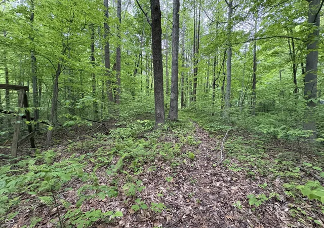 Homes for sale in Reelsville, IN | 102 & 104 Crabapple Ct, Reelsville, IN 46171 | MLS# 22101024