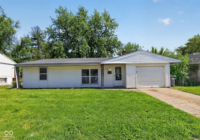 Photo 2 of Sale Pending at 3645 Ireland Dr, Indianapolis, IN 46235 | MLS# 22101073 | Listing updated on 2026-09-07