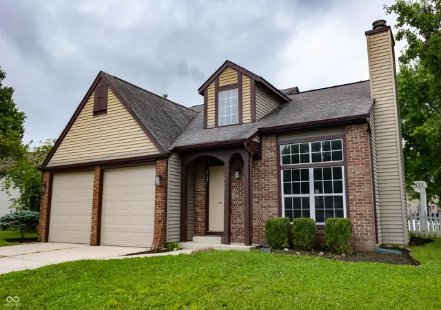 Photo 2 of Single family home for sale at 296 Watercrest Way, Avon, IN 46123 | MLS# 22101077 | Listing updated on 2026-09-20