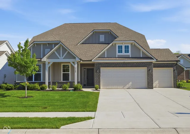 1st image of 5722 Arctic Run Dr, Noblesville, IN 46062 | MLS# 22101083