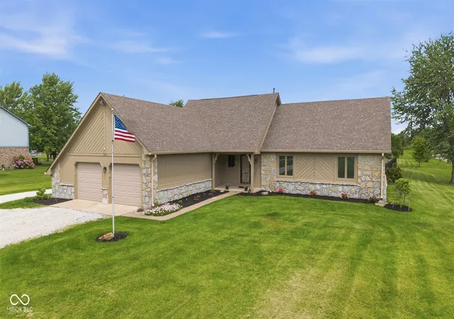 Homes for sale in Indianapolis, IN | 12312 E 62nd St, Indianapolis, IN 46235 | MLS# 22101088