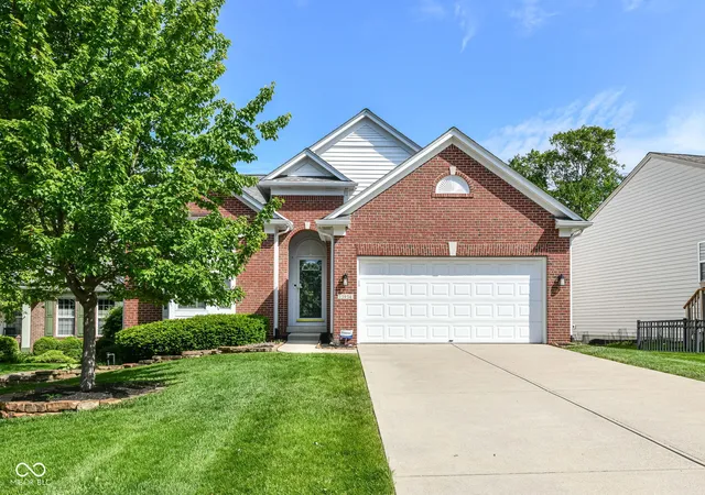 1st image of 13934 Canonbury Wy, Fishers, IN 46037 | MLS# 22101092