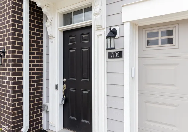 3rd image of 7109 Adalene Ln, Carmel, IN 46033 | MLS# 22101117