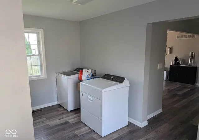 17th image of 101 W Broad St, Kennard, IN 47351 | MLS# 22101133