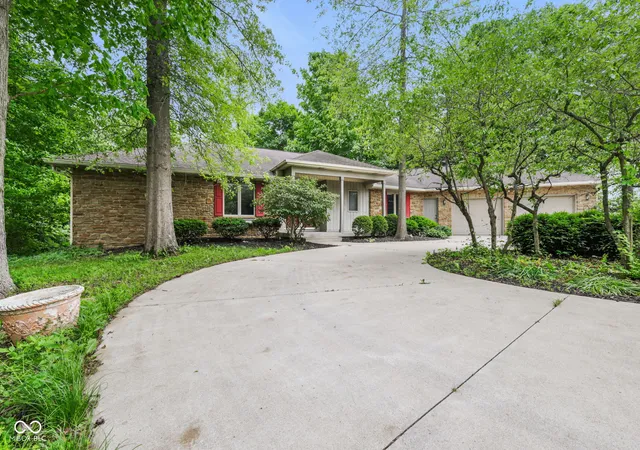 Homes for sale in Shelbyville, IN | 4568 N State Road 9, Shelbyville, IN 46176 | MLS# 22101154