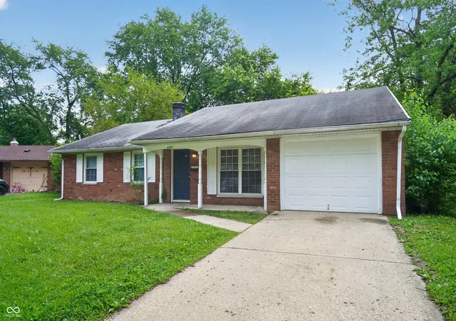 Homes for sale in Indianapolis, IN | 4105 Mellis Ct, Indianapolis, IN 46235 | MLS# 22101172