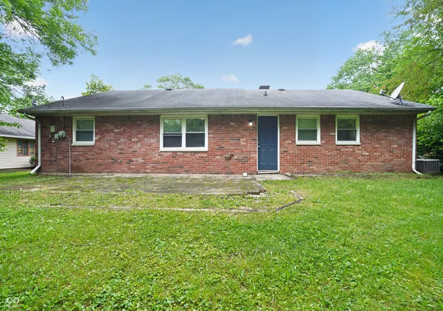 Homes for sale in Indianapolis, IN | 4105 Mellis Ct, Indianapolis, IN 46235 | MLS# 22101172