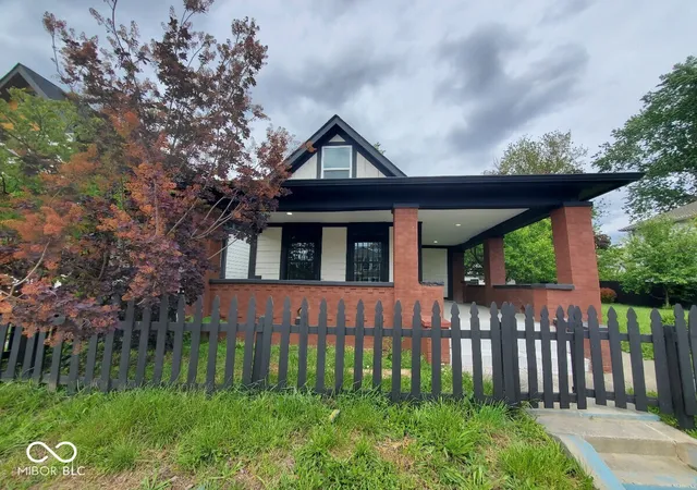 1st image of 3320 E New York St, Indianapolis, IN 46201 | MLS# 22101212