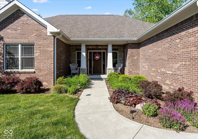 Homes for sale in Indianapolis, IN | 7628 Spring Ridge Wy, Indianapolis, IN 46278 | MLS# 22101213