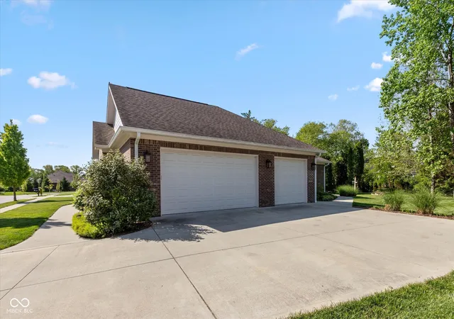 Homes for sale in Indianapolis, IN | 7628 Spring Ridge Wy, Indianapolis, IN 46278 | MLS# 22101213