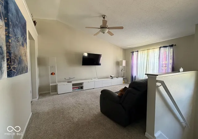 5th image of 2607 S Southern Pines Ct, Bloomington, IN 47403 | MLS# 22101225