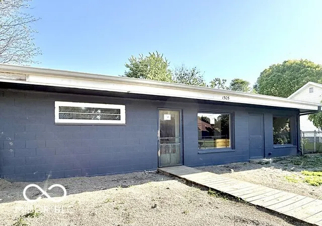 Homes for sale in Crawfordsville, IN | 1505 E Wabash Ave, Crawfordsville, IN 47933 | MLS# 22101260