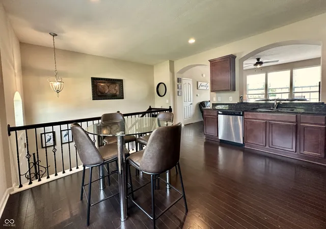 4th image of 12696 Tamworth Dr, Fishers, IN 46037 | MLS# 22101267