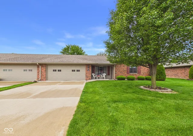3rd image of 133 Asbury Dr, Anderson, IN 46013 | MLS# 22101294