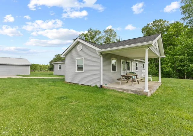 Homes for sale in Scipio, IN | 8000 N County Road 380 W, Scipio, IN 47273 | MLS# 22101328