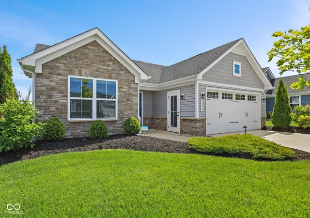 3rd image of 1275 Gunnison Dr, Greenfield, IN 46140 | MLS# 22101344
