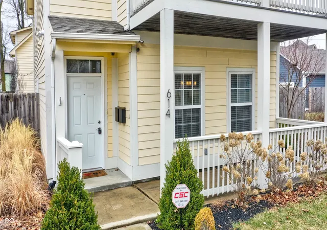 3rd image of 614 E 21St St, Indianapolis, IN 46202 | MLS# 22101364