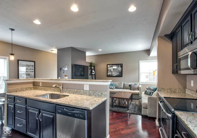 5th image of 614 E 21St St, Indianapolis, IN 46202 | MLS# 22101364
