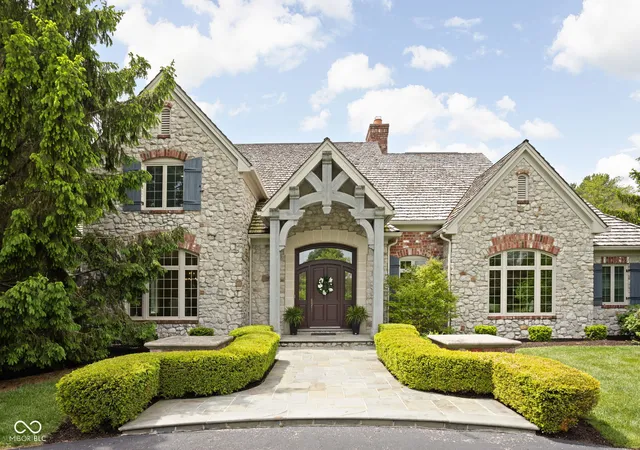 1st image of 42 Monahan Rd, Zionsville, IN 46077 | MLS# 22101429