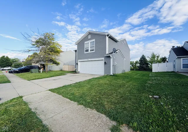 4th image of 10879 Parker Dr, Indianapolis, IN 46231 | MLS# 22101526