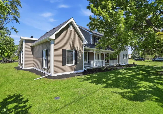 Homes for sale in Indianapolis, IN | 6336 N Carroll Rd, Indianapolis, IN 46235 | MLS# 22101537