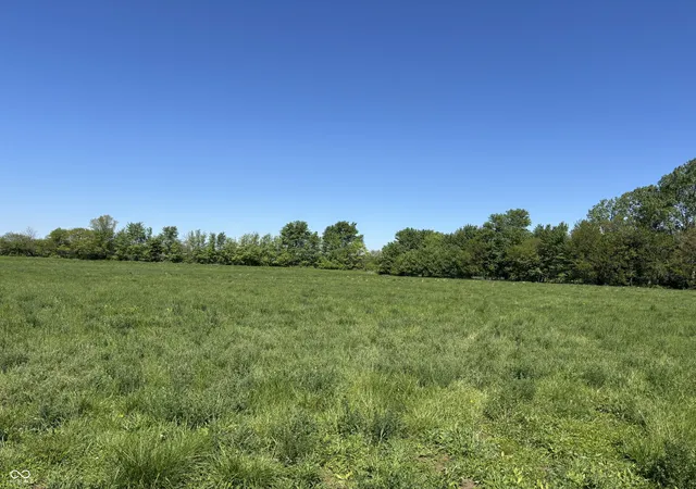Homes for sale in Clayton, IN | 6690 S County Road 0, Clayton, IN 46118 | MLS# 22101541
