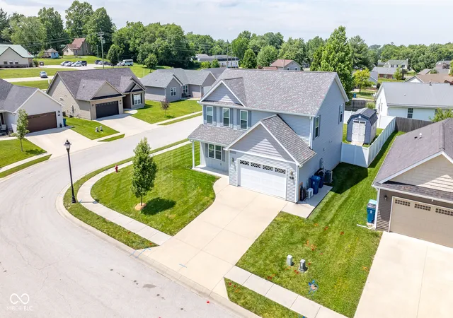 3rd image of 72 Briarwood Ct, Greencastle, IN 46135 | MLS# 22101567