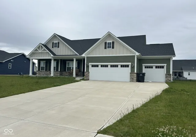 1st image of 298 Larimar Dr, Whiteland, IN 46184 | MLS# 22101586