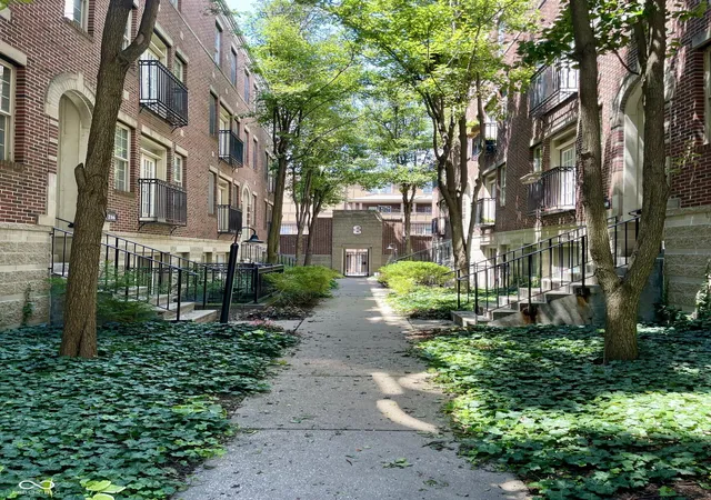3rd image of 220 N Cleveland St #220C, Indianapolis, IN 46204 | MLS# 22101628
