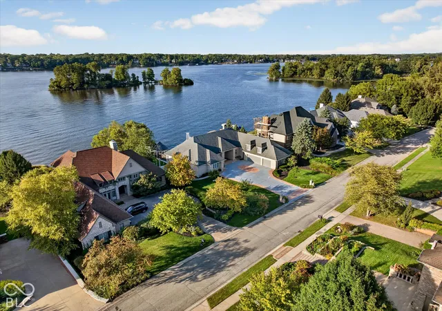 Photo 3 of Sale Pending at 9138 Nautical Watch Dr, Indianapolis, IN 46236 | MLS# 22101656 | Listing updated on 2026-10-05