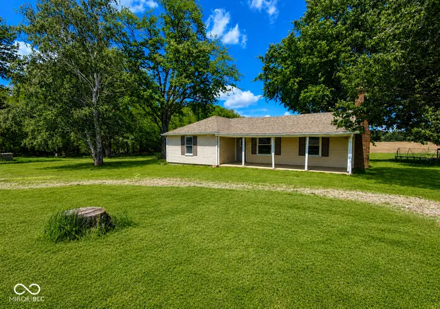 Photo 2 of Single family home for sale at 1878 W Lake Hideaway Rd, Kingman, IN 47952 | MLS# 22101745 | Listing updated on 2026-09-14