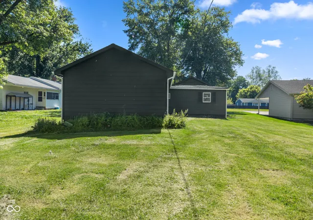 Homes for sale in Columbus, IN | 4986 Adkins St, Columbus, IN 47201 | MLS# 22101746
