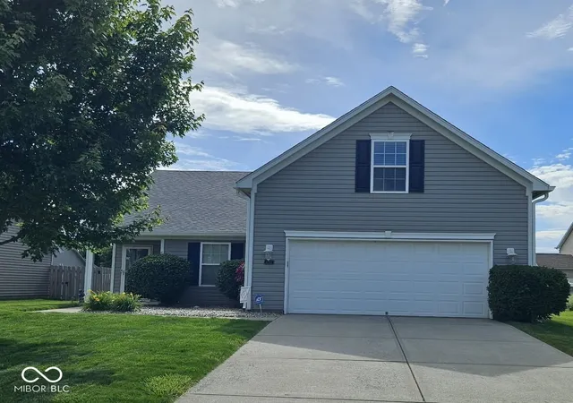 Photo 1 of Single family home for sale at 6192 N Woodhaven Dr, Mc Cordsville, IN 46055 | MLS# 22101760 | Listing updated on 2026-09-28