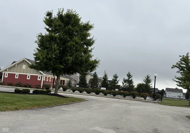 Photo 29 of Single family home for sale at 6192 N Woodhaven Dr, McCordsville, IN 46055 | MLS# 22101760 | Listing updated on 2026-10-26