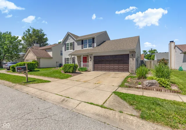 Homes for sale in Indianapolis, IN | 6420 Meadowfield Dr, Indianapolis, IN 46235 | MLS# 22101782