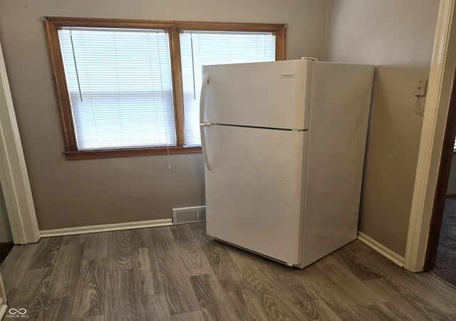 5th image of 1417 N Leland Ave, Indianapolis, IN 46219 | MLS# 22101806