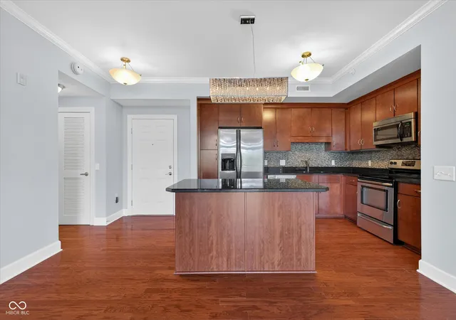 4th image of 20971 Shoreline Ct #215, Noblesville, IN 46062 | MLS# 22101843