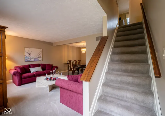 Homes for sale in Indianapolis, IN | 11047 E Whistler Dr, Indianapolis, IN 46229 | MLS# 22101872
