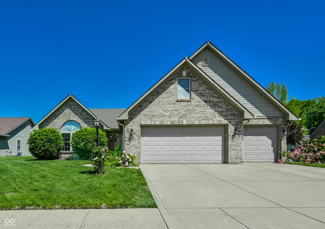 1st image of 1404 Mahony Ct, Indianapolis, IN 46217 | MLS# 22101876