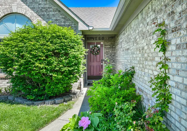 4th image of 1404 Mahony Ct, Indianapolis, IN 46217 | MLS# 22101876