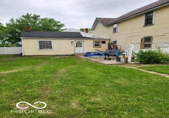 Photo 3 of Single family home for sale at 306 N Fulton St, Parker City, IN 47368 | MLS# 22101878 | Listing updated on 2026-10-02