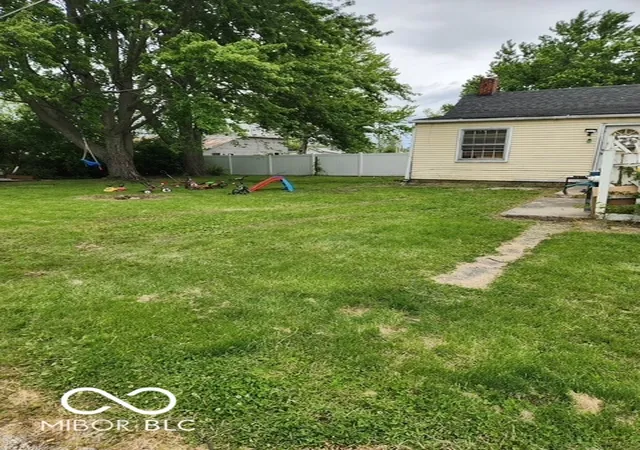 Photo 3 of Single family home for sale at 306 N Fulton St, Parker City, IN 47368 | MLS# 22101878 | Listing updated on 2026-10-02