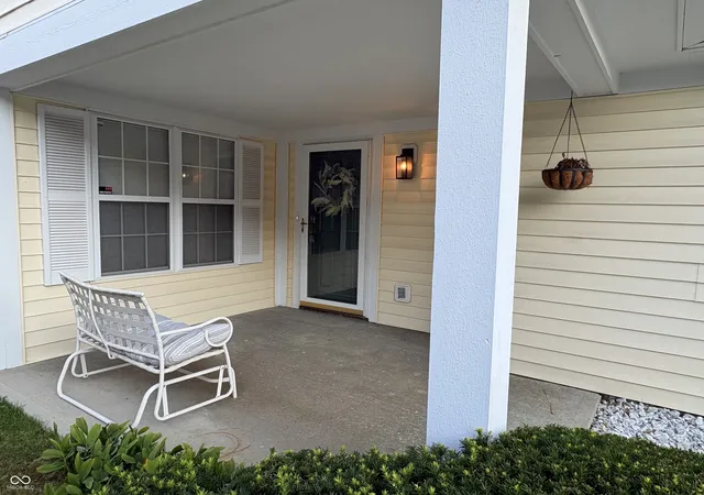 Photo 3 of Single family home for sale at 7335 Brackenwood Cir S, Indianapolis, IN 46260 | MLS# 22101977 | Listing updated on 2026-10-02