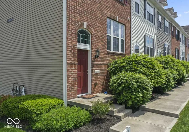 5th image of 12726 Hannah Hill Rd, Fishers, IN 46037 | MLS# 22101986