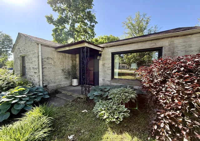 Homes for sale in Plainfield, IN | 1311 Stafford Rd, Plainfield, IN 46168 | MLS# 22101998