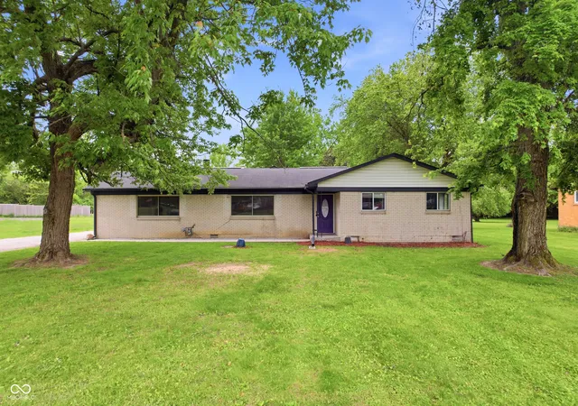 1st image of 5023 Shelbyville Rd, Indianapolis, IN 46237 | MLS# 22102046